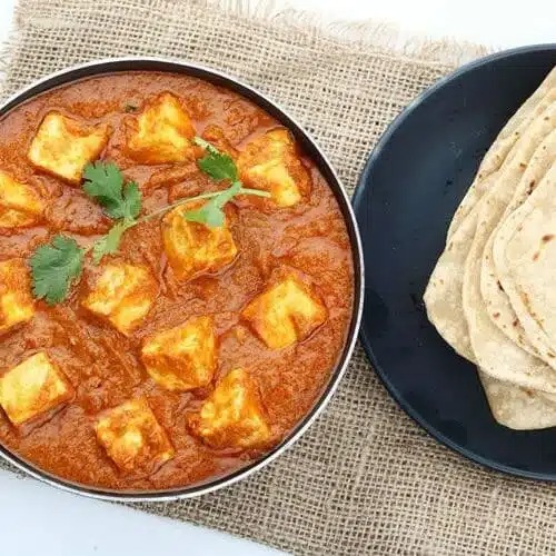 KADHAI PANEER WITH BUTTER TAWA ROTI